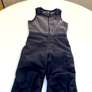 THE NORTH FACE SIZE 5T SNOWPANTS